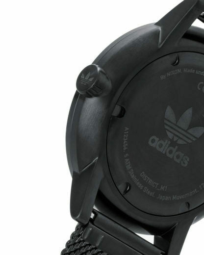 Adidas Originals District M1 - Uhr - Art. Z04-005 - Milanaise Band 20mm - Ø 40mm